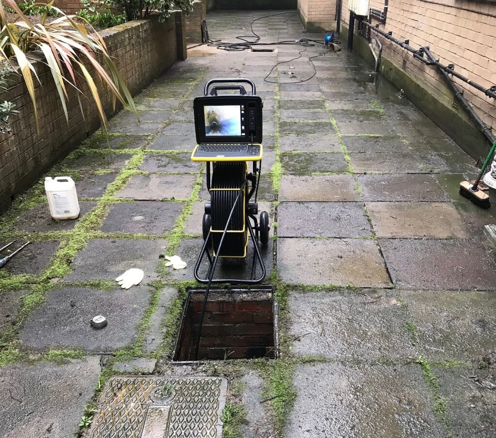 cctv drain survey, surrey, berkshire, reading, oxfordshire. Drain inspection